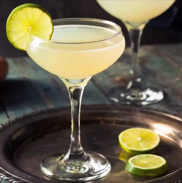 Experience the Daiquiri history and fall in love with rum
