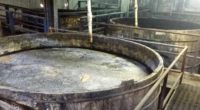 A Jamaican Funky rum tale of dunder and muck pits high ester rum